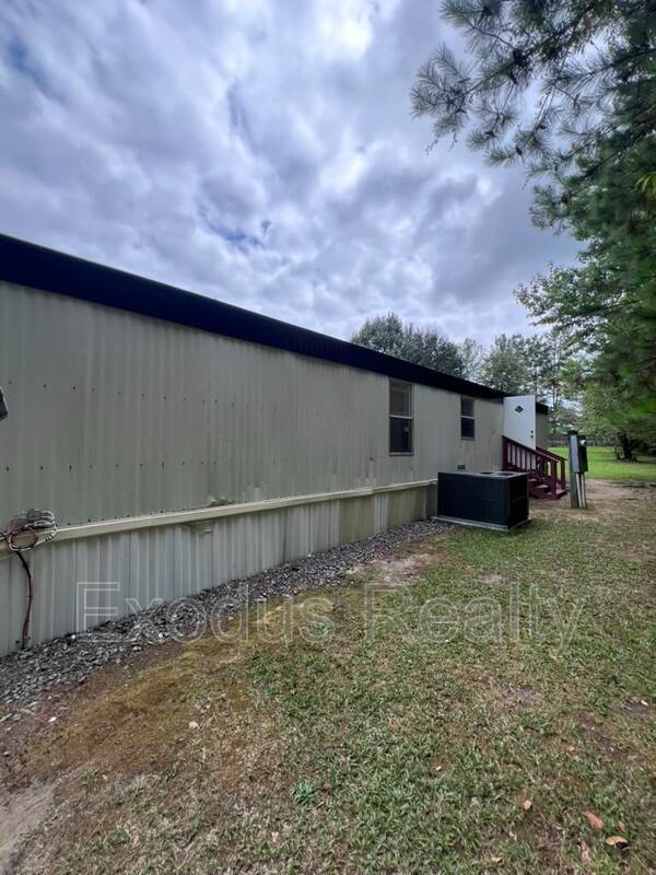 Building Photo - 39 Quiet Country Ln
