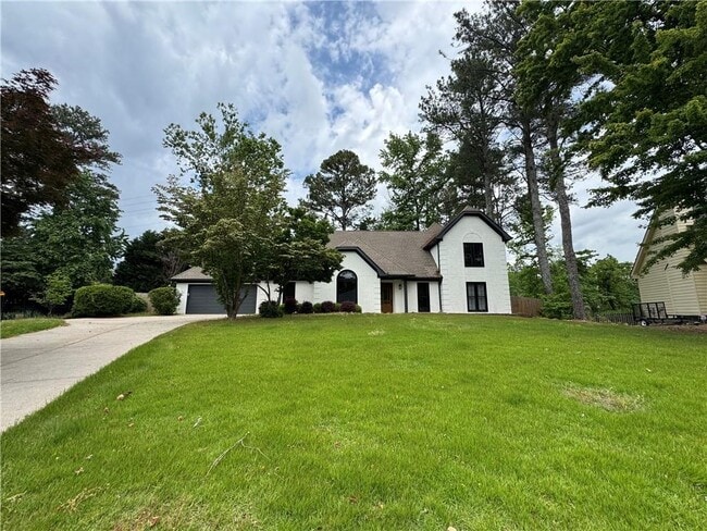 Building Photo - 3279 Robinson Oaks Way NE