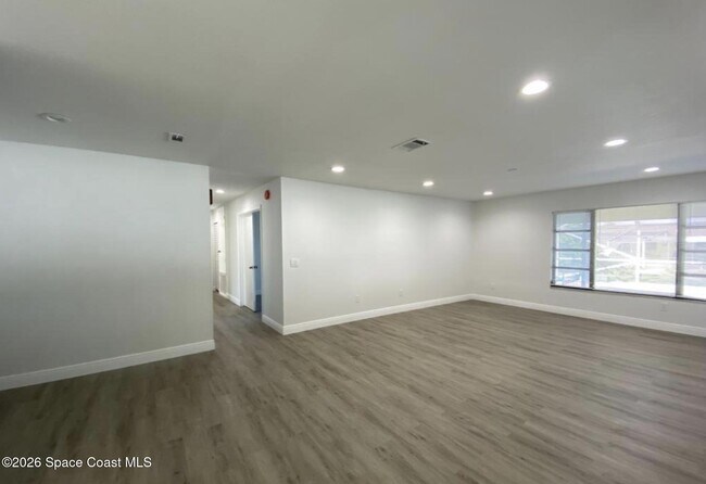 Building Photo - 451 Port Malabar Blvd NE