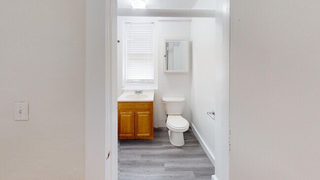 Building Photo - 7 Mt Hood Rd