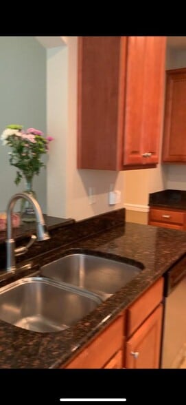 Kitchen New 2 - 2436 Apiary Ct
