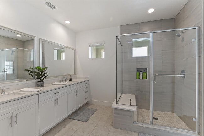 Building Photo - 84656 Litorale Ct