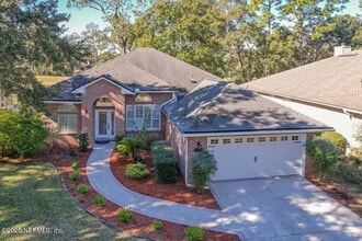 Building Photo - 4126 Richmond Park Dr E