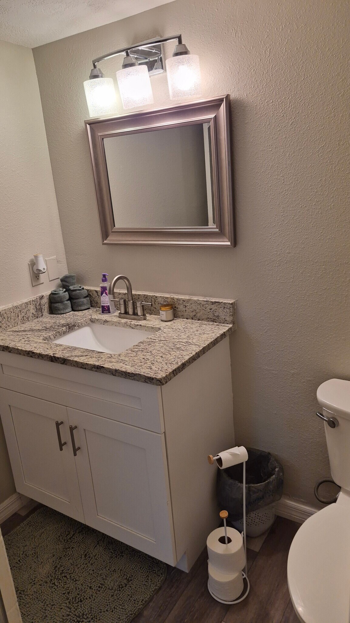 Second bathroom - 11000 Gulf Blvd