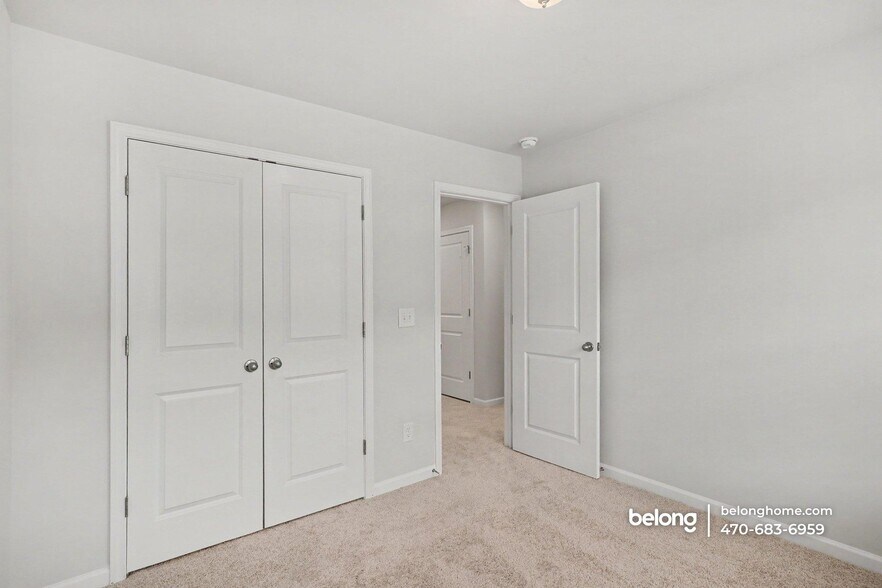 Building Photo - 348 Navigator Ln