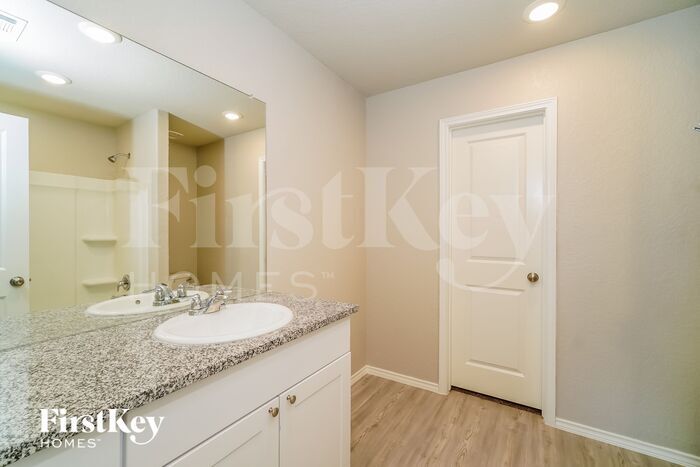 Building Photo - 10542 De Gonzalo Way
