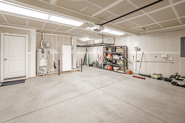 Building Photo - 12220 W Terrazzo Dr