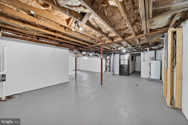 Building Photo - 9325 Brentsville Rd