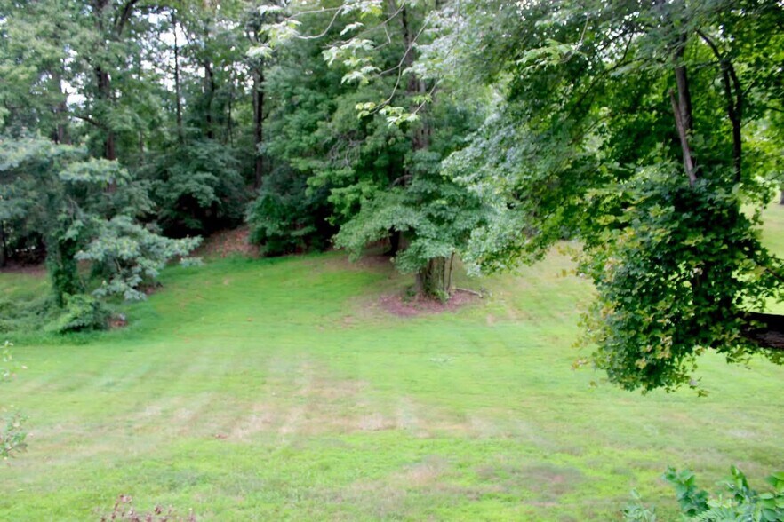 Building Photo - 3805 Sewell Rd