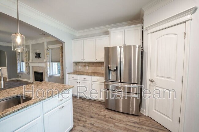 Building Photo - 425 Wicklow Dr