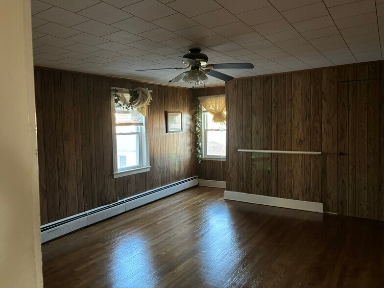 Bedroom 2 - 1059 Butlers Park Rd
