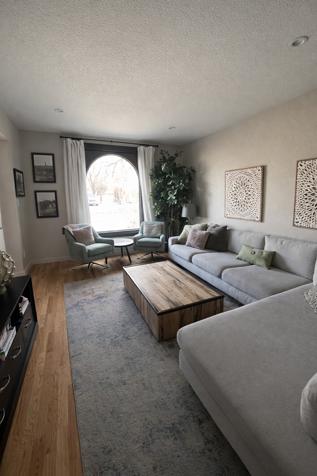 Building Photo - 151 S Lincoln St