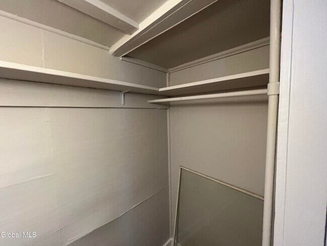 Building Photo - 1084 Wendell Ave