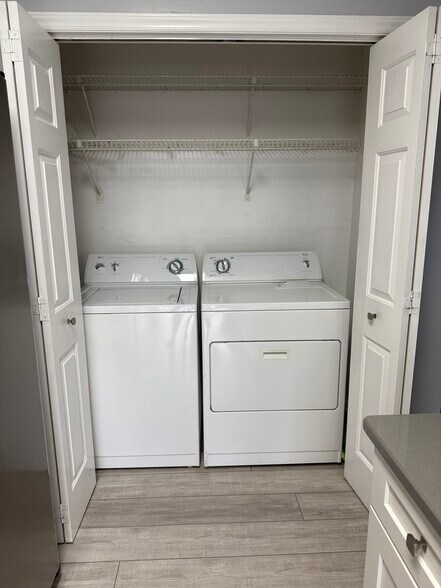 Building Photo - 2728 Sawgrass Ct