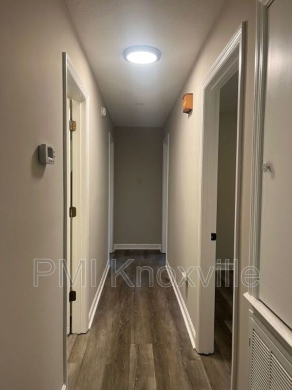 Building Photo - 4723 Zirkle Dr