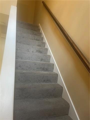 Building Photo - 215 W 9th Ave