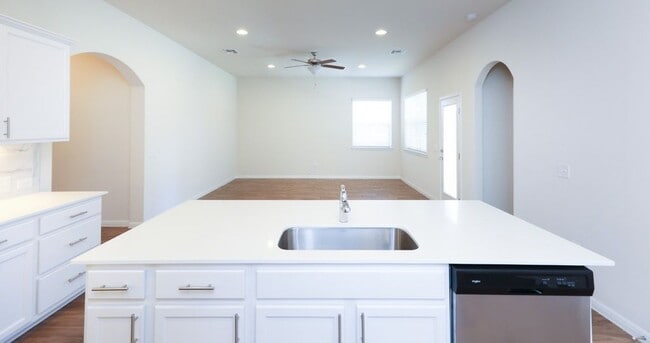 Building Photo - 7309 Coit Rd