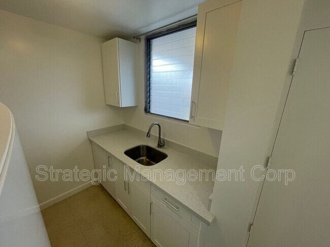 Building Photo - 1019 Pawa?a Ln