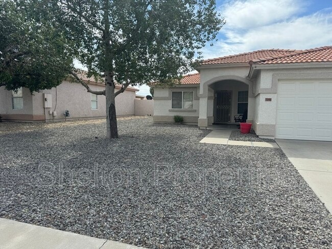 Building Photo - 7391 W Solano Dr N