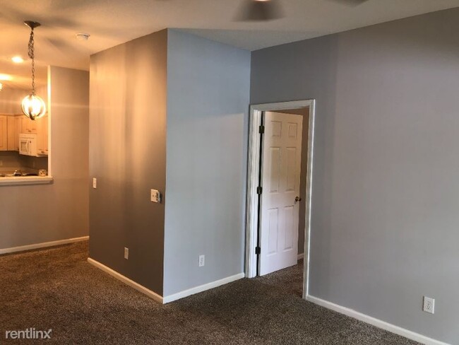 Building Photo - 5402 Sweetwater Blvd