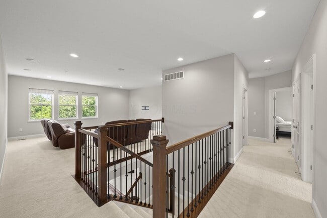 Building Photo - 6412 Dicesare Lp