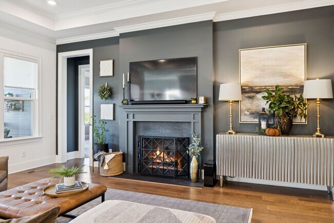 Building Photo - Luxurious living space *Fully furnished and impeccably designed*