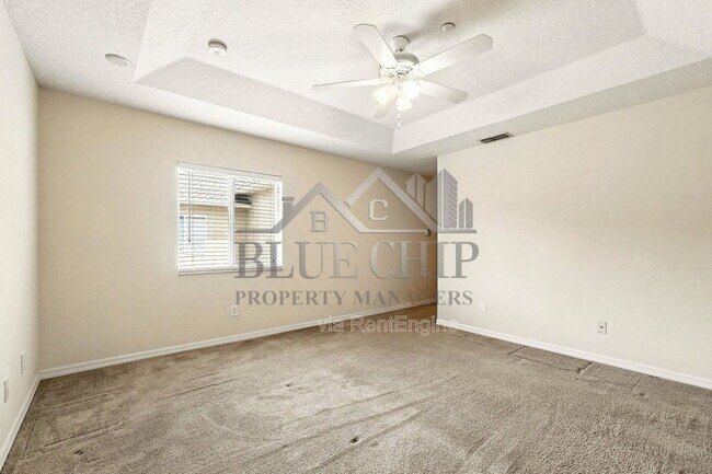 Building Photo - 13800 Golden Russet Dr