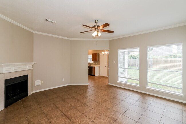 Building Photo - 15806 Mission Crest Ct