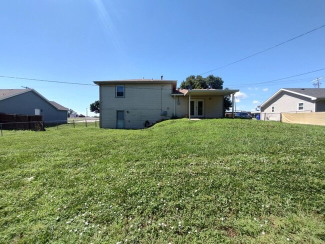 Building Photo - Gorgeous Home for Rent