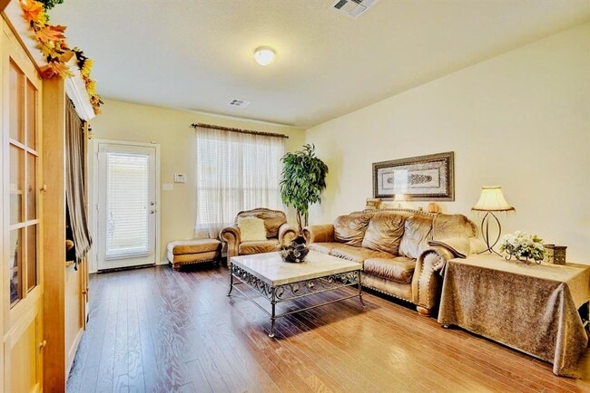 Building Photo - 1810 Franklin Mountain Dr