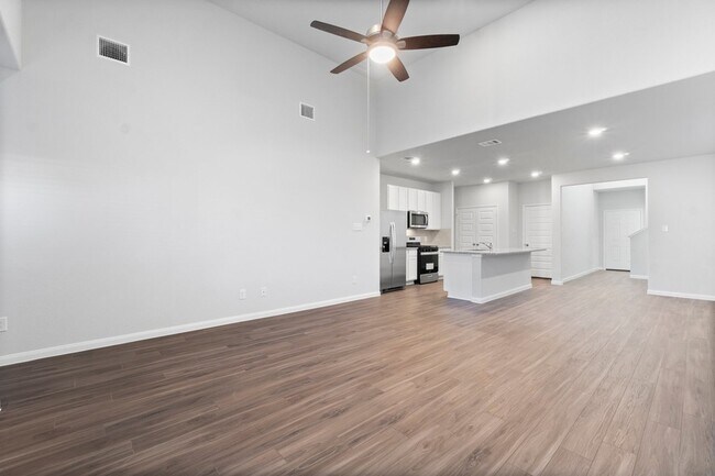 Building Photo - 13357 Burbot Dr