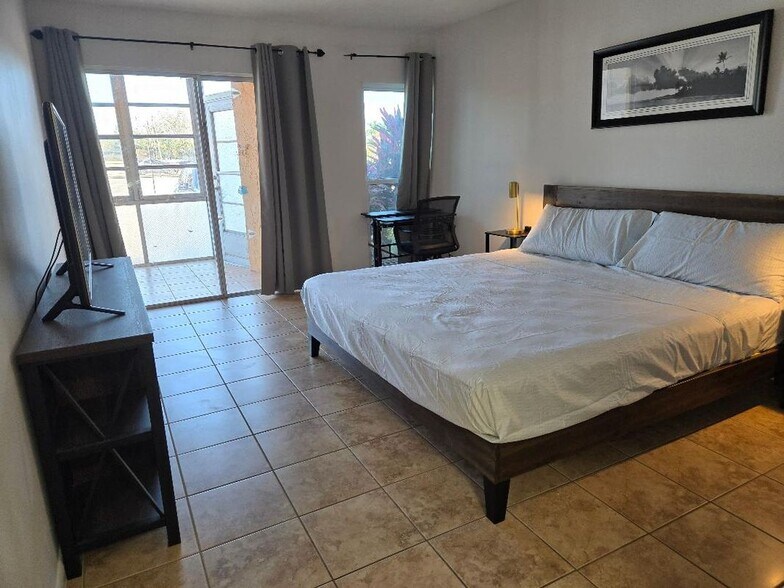 Building Photo - 4908 38th Way S