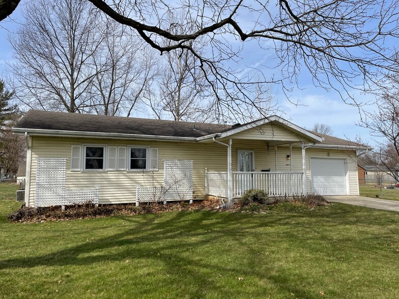 Primary Photo - 6217 Aragon Dr