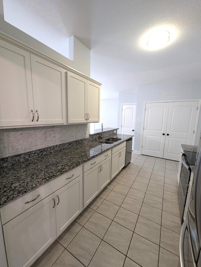 Building Photo - 9044 Quail Roost Dr