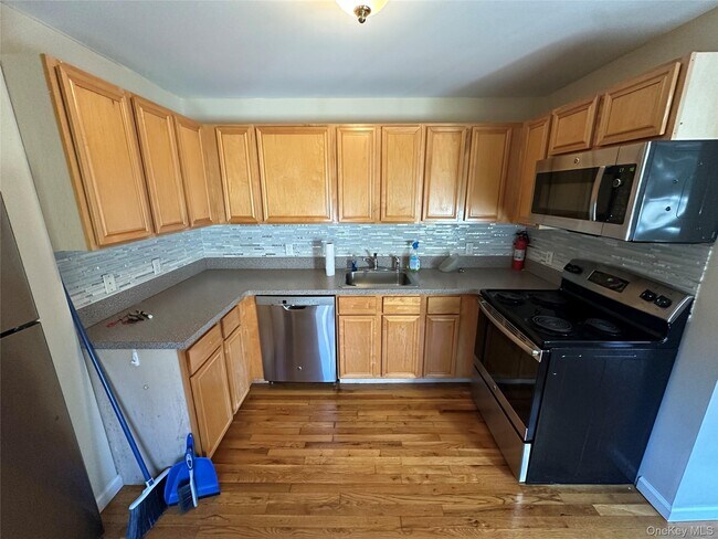 Building Photo - 157 US-202