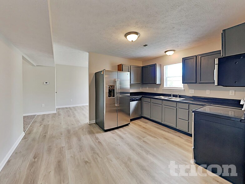 Building Photo - 4066 Knollwood Ave