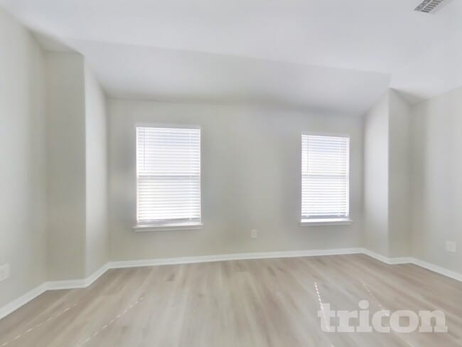 Building Photo - 21407 Jamals Way