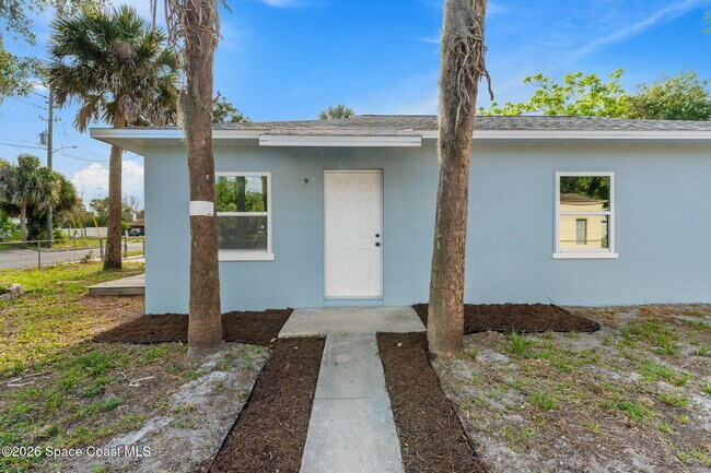 Building Photo - 405 Dummitt Ave