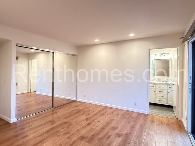 Building Photo - 3745 Balboa Terrace