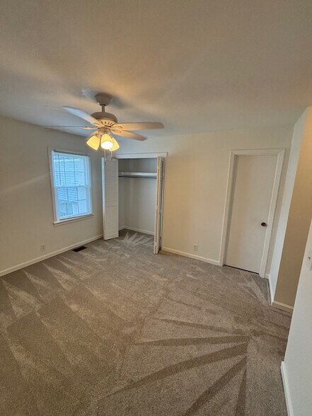 Building Photo - 510 Basswood Ave