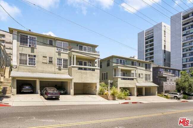 Building Photo - 8551 Holloway Dr