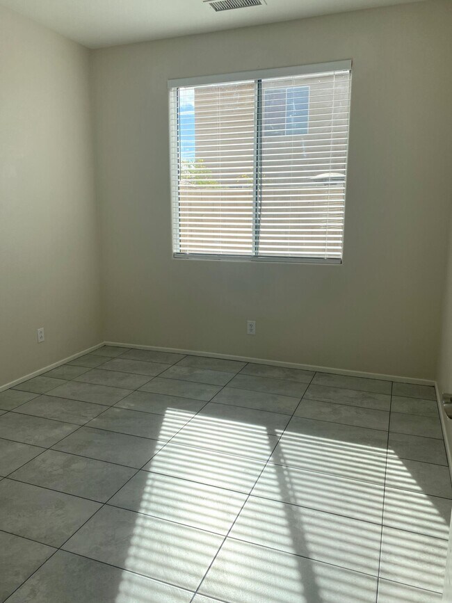 Building Photo - 82903 Corte Lucia