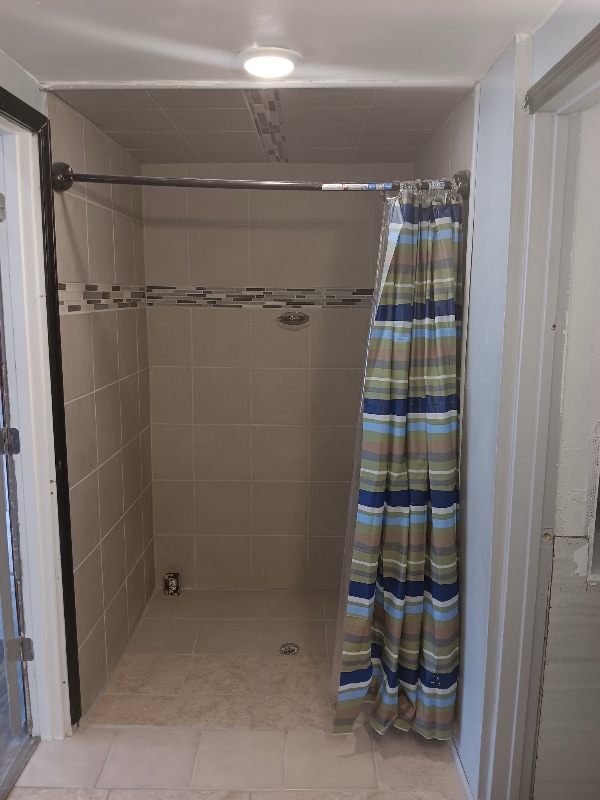 Building Photo - 126 Putnam St SW