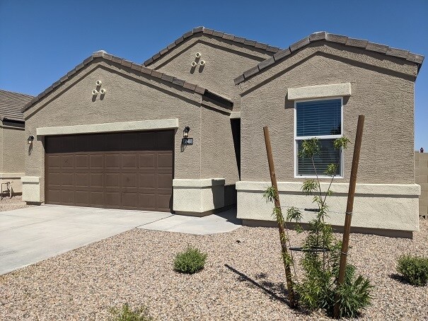 Building Photo - 36488 W Barcelona Ln