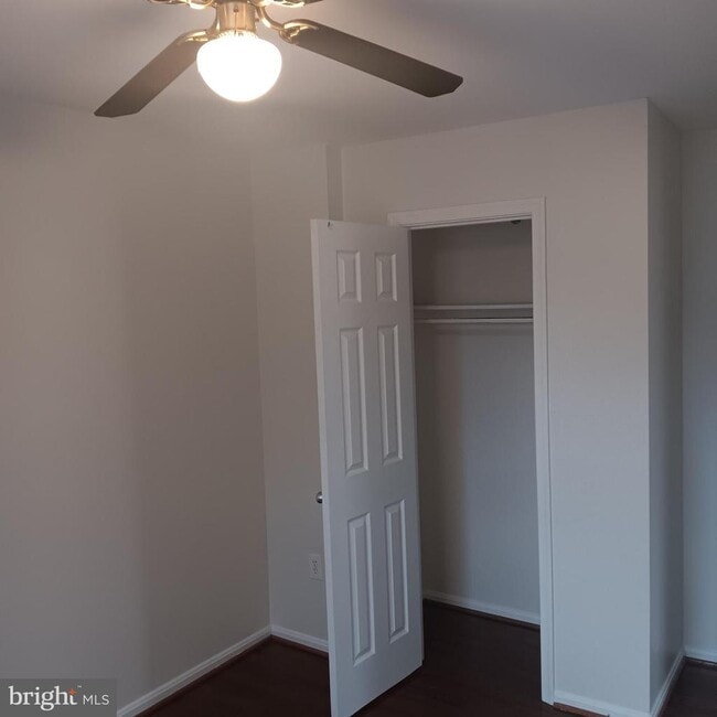 Building Photo - 14914 Belle Ami Dr