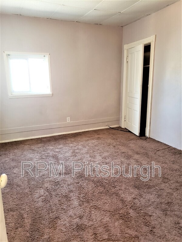 Building Photo - 4554 1/2 Rosina