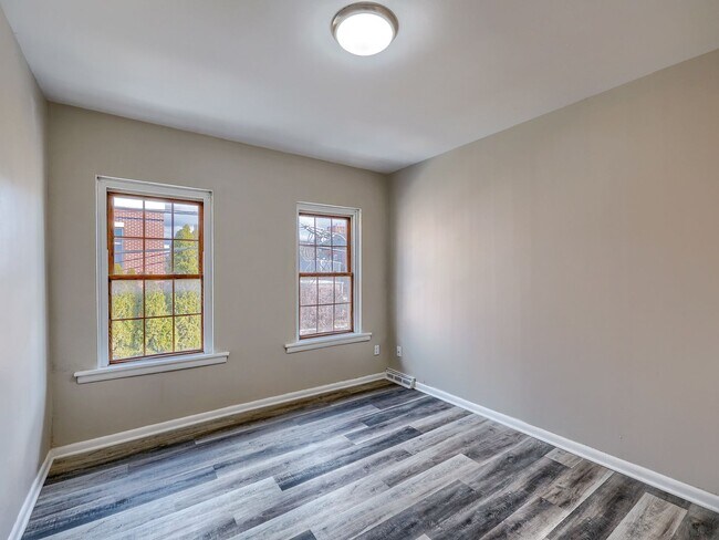 Building Photo - 1424 N 4th St