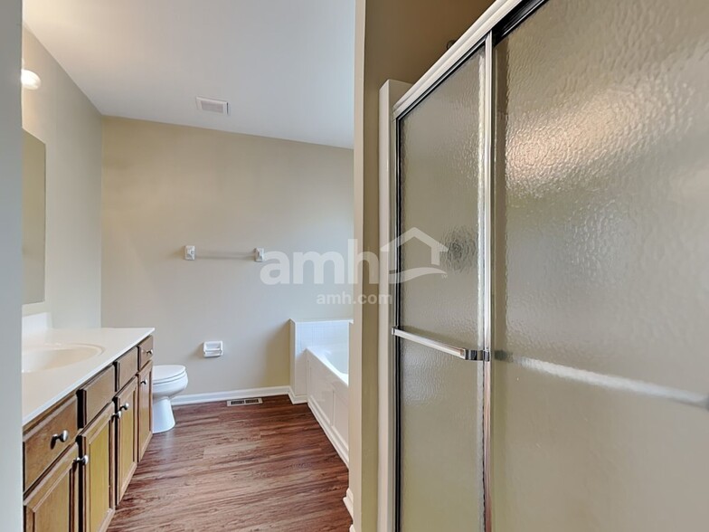 Building Photo - 1371 Stableview Cir