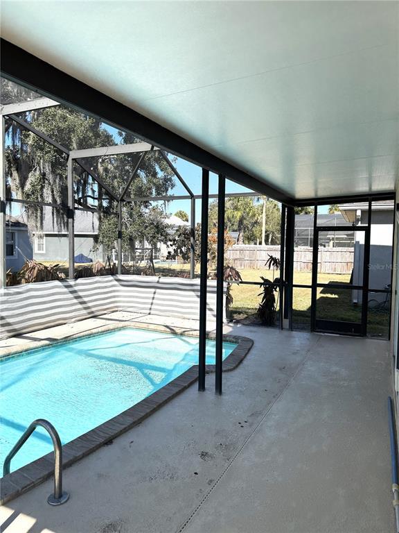 Building Photo - 1851 Wedgewood Way