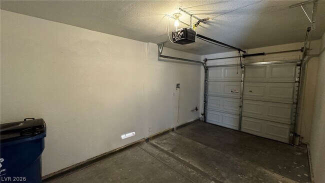 Building Photo - 10435 Prairie Schooner Ave
